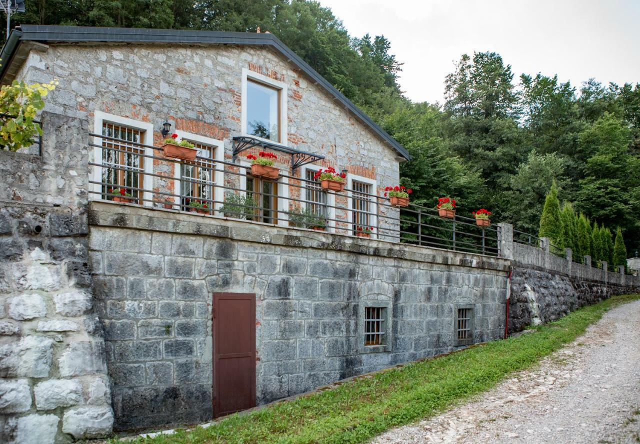 Villa Anton - The Old Dairy Hrusica  エクステリア 写真
