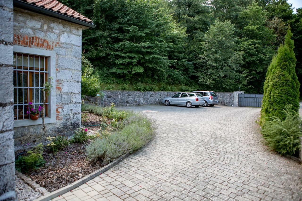 Villa Anton - The Old Dairy Hrusica  エクステリア 写真