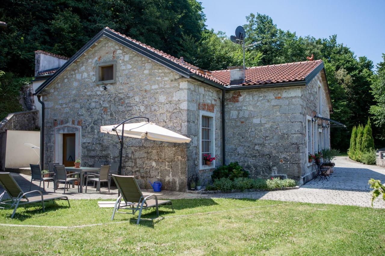 Villa Anton - The Old Dairy Hrusica  エクステリア 写真